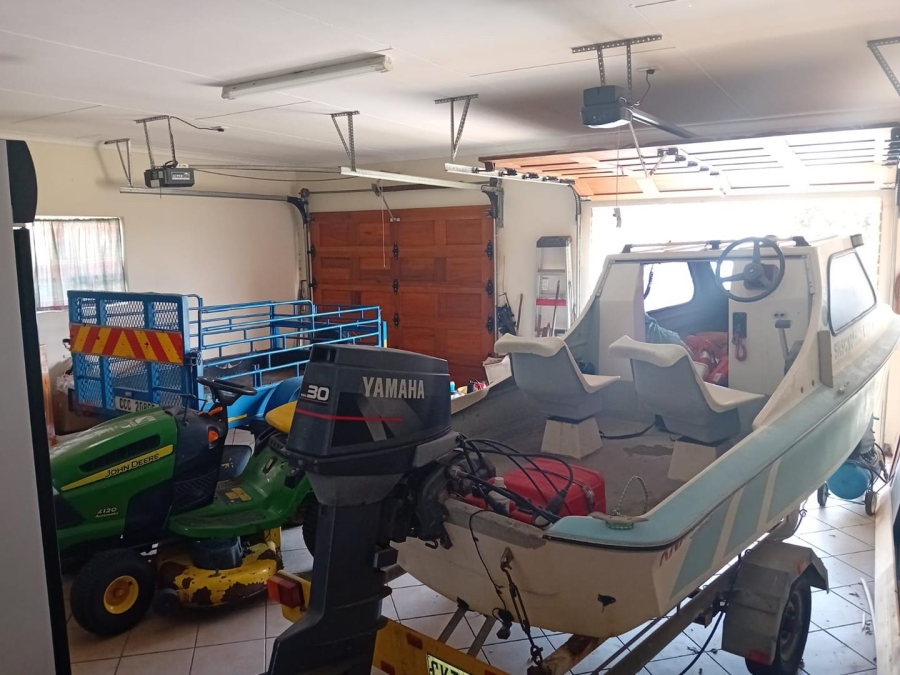 3 Bedroom Property for Sale in Stilbaai Western Cape